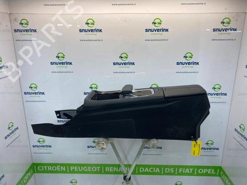 middle-console-renault-austral-2022-40542118 main image