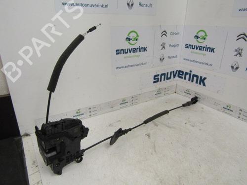 Used Rear left lock RENAULT CAPTUR I (J5_, H5_) 1.5 dCi 110 (110 hp) 13189171
