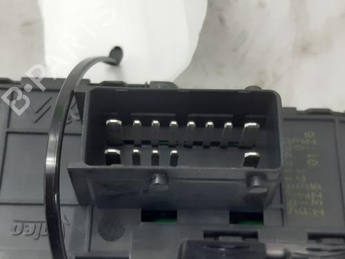 Switch PEUGEOT 208 I (CA_, CC_) 1.2 VTI 82 | BP24647528I30 