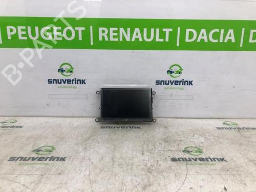 display-monitor-citroen-c4-picasso-ii-2013-40582145 main image