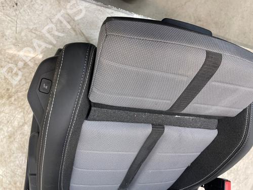 Left front seat OPEL GRANDLAND (OV64) 1.2 MHEV | BP30758154C15  - Image 5