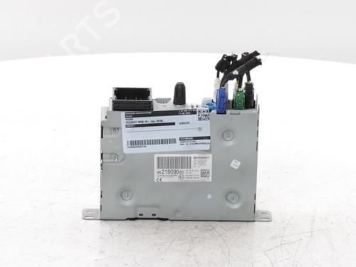 Bilradio PEUGEOT 3008 II SUV (MC_, MR_, MJ_, M4_) 1.2 THP/ PureTech 130 (MRHNSM, MRHNSU, MRHNSJ, MRHNYW,... (131 hp) 30186039