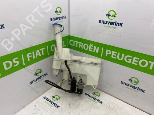 Used Windscreen washer tank PEUGEOT 108 1.0 VTi (69 hp) 18325717