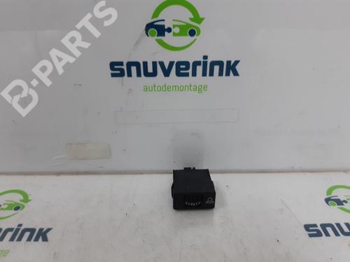 Used Switch Switch CITROËN C4 CACTUS 1.2 VTi 82 (82 hp) 11199242 11199242
