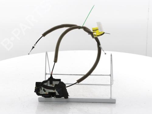 Used Rear right lock RENAULT KADJAR (HA_, HL_) 1.2 TCe 130 (HLMR) (130 hp) 29241455