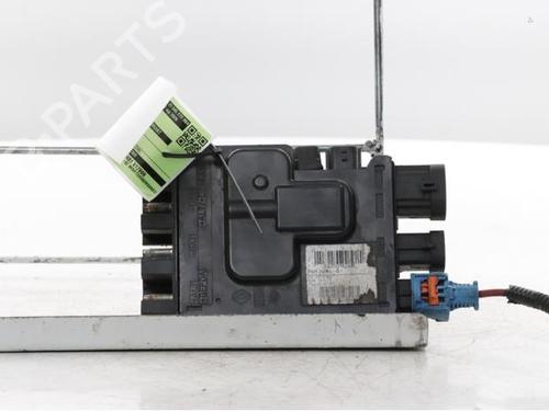 fuse-box-opel-vivaro-b-van-x82-2014-2015-2016-2017-2018-2019-2020-39618988 main image