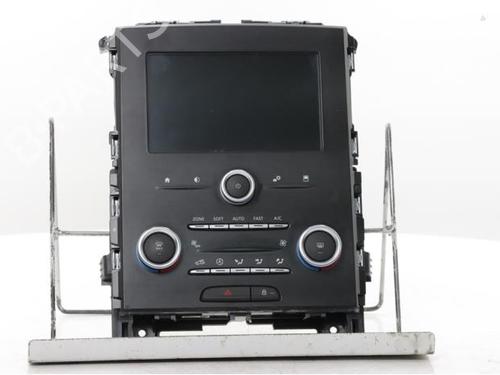 Used Display monitor Display monitor RENAULT MEGANE IV Grandtour (K9A/M/N_) 1.2 TCe 130 (K9MR) (130 hp) 39507879 39507879