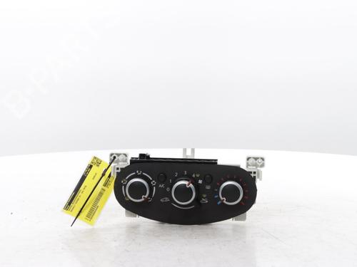 Used Climate control Climate control 30758700 30758700