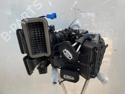 Used Heater matrix box Heater matrix box RENAULT ZOE (BFM_) ZOE (88 hp) 34603964 34603964