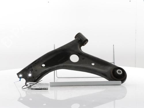 Used Left front suspension arm TOYOTA YARIS (_P21_, _PA1_, _PH1_) 1.5 Hybrid (MXPH10, MXPH11) (116 hp) 29241632