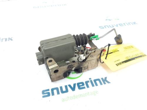 Used Front right lock RENAULT MASTER II Van (FD) 2.2 dCI 90 (90 hp) 24164717