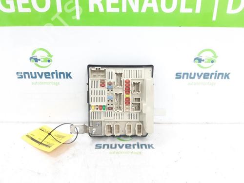 Used Fuse box RENAULT MEGANE II Estate (KM0/1_) 1.6 16V (112 hp) 13626023