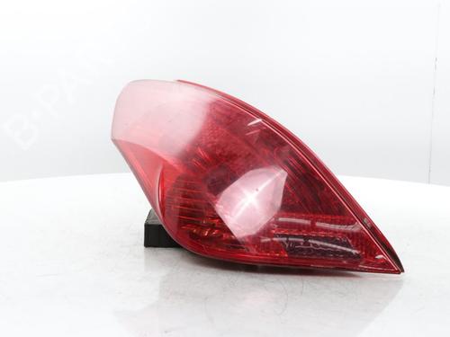 Feu arrière gauche PEUGEOT 308 I (4A_, 4C_) 1.6 16V (120 hp) 31960753
