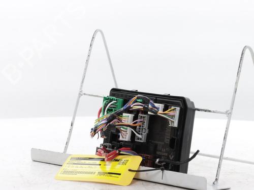 Fuse box RENAULT ARKANA I (LCM_, LDN_) 1.6 E-TECH 145 (LDMU) | BP30758299E1