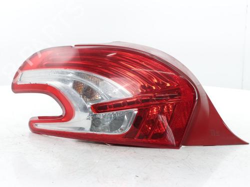 Farolim esquerdo Farolim esquerdo PEUGEOT 208 I (CA_, CC_) 1.2 VTI 82 (82 hp) 33813912 33813912