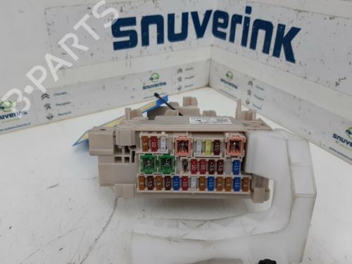 Fuse box PEUGEOT 108 1.0 VTi | BP18748360E1 