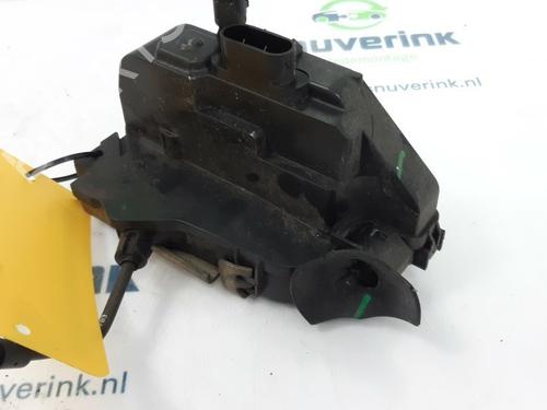 Used Front left lock RENAULT SCÉNIC II (JM0/1_) 1.5 dCi (JM0F) (82 hp) 13186929