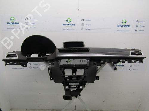 Used Dashboard RENAULT MEGANE III Grandtour (KZ0/1) 1.4 TCe (KZ0F, KZ1V) (130 hp) 12110133