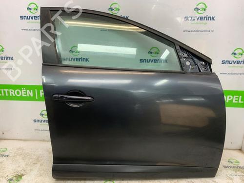 Used Right front door RENAULT MEGANE III Grandtour (KZ0/1) 1.5 dCi (KZ09, KZ0D, KZ1G, KZ29, KZ14, KZ1W, KZ10, KZ1F,... (110 hp) 26489229