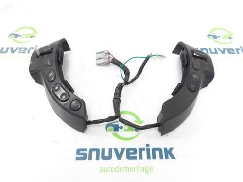 Used Steering wheel controls NISSAN NV200 Van 1.5 dCi 90 (M20, M20N, M20M) (90 hp) 17571728