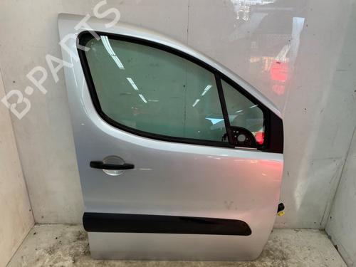 Used Right front door Right front door 38272345 38272345