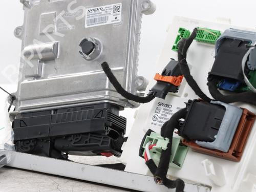 Engine control unit (ECU) VOLVO EX30 (416) Performance AWD | BP38110672M57 - Image 2