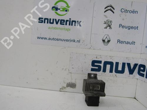 Used Electronic sensor RENAULT MASTER III Platform/Chassis (EV, HV, UV) 2.3 dCi 125 FWD (EV0C, EV0D, EV0J, HV0C, HV0D, HV0H,... (125 hp) 13189921