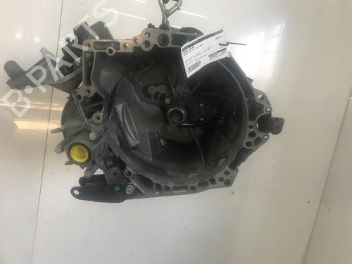 Boîte de vitesses PEUGEOT 208 II (UB_, UP_, UW_, UJ_) 1.2 PureTech 100 (101 hp) 30757625