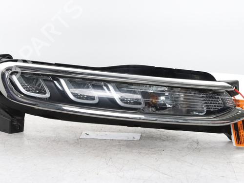 Used Right daytime light Right daytime light 38408807 38408807