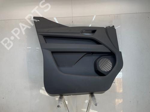 Forreste venstre beklædning Forreste venstre beklædning RENAULT MASTER IV Van (F8__) BLUE DCI 130 (F8M2) (130 hp) 33935108 33935108