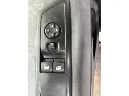 Fuse box OPEL VIVARO C Van (K0) 2.0 | BP18112963E1 - Image 10