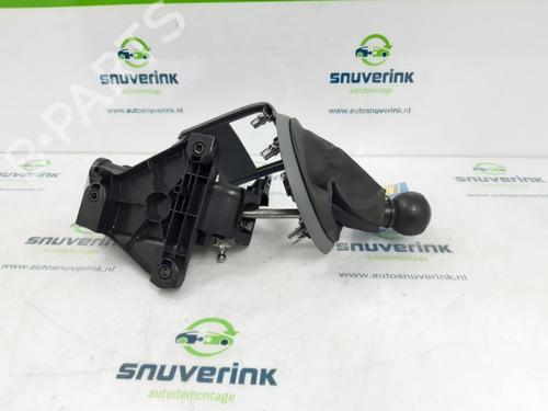 Used Shift knob PEUGEOT PARTNER Box Body/MPV 1.6 HDi (75 hp) 10805636