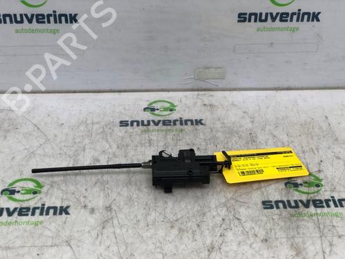 Used Fuel door actuator Fuel door actuator RENAULT CLIO IV (BH_) 0.9 TCe 90 (BHNF, BHMA, BHMH, BHJK, BHJR) (90 hp) 16911946 16911946