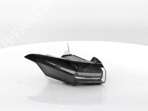 Used Left taillight PEUGEOT 308 III (FB_, FH_, FP_, F3_, FM_) BlueHDi 130 (FBYHZL, FBYHZT) (131 hp) 29241501