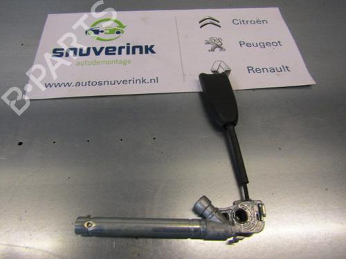 Used Seat buckle RENAULT SCÉNIC III (JZ0/1_) 1.4 16V (JZ0F, JZ1V) (131 hp) 13190786