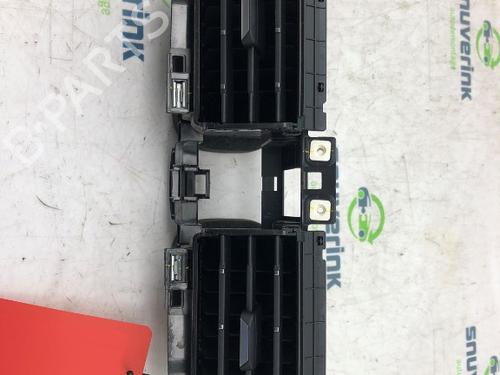 Used Air vent Air vent 23393608 23393608