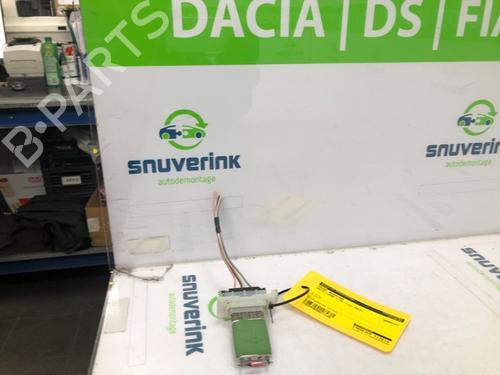 Used Heater resistor DACIA LOGAN MCV II TCe 90 (K8M1, K8MA, K8AC) (90 hp) 24165974