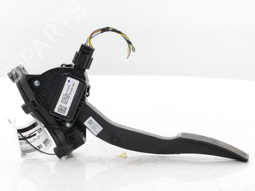 Used Pedal Pedal 38618672 38618672