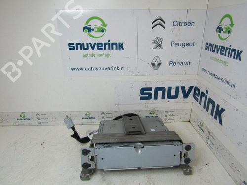 Used Radio Radio 13323100 13323100