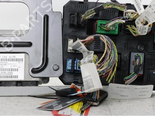 engine-control-unit-ecu-citroen-c4-picasso-i-mpv-ud_-2006-2007-2008-2009-2010-2011-2012-2013-2014-2015-34566366 main image