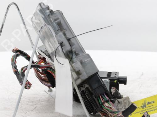 Engine control unit (ECU) RENAULT CAPTUR I (J5_, H5_) 1.2 TCe 120 | BP32124427M57 