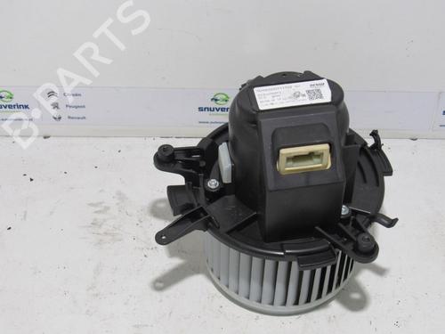 Used Heater blower motor PEUGEOT 5008 II (MC_, MJ_, MR_, M4_) 1.2 THP (MRHNYH, MRHNYW, MRHNSJ, MRHNSU, MRHNSM) (131 hp) 27093196
