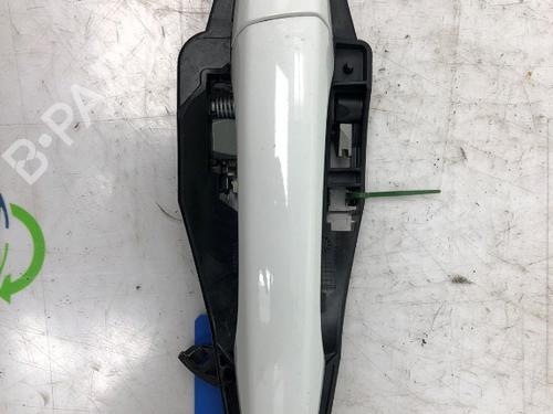 Used Rear right exterior door handle PEUGEOT 208 II (UB_, UP_, UW_, UJ_) 1.2 PureTech 100 (101 hp) 19413338