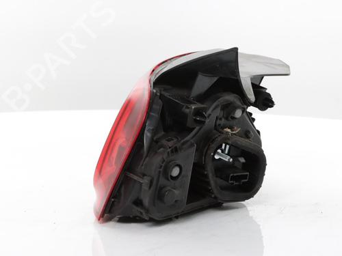 Right taillight CITROËN C4 CACTUS 1.2 THP 110 | BP38234904C35 - Image 4