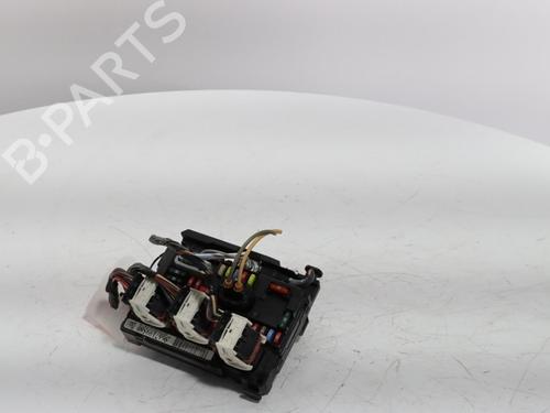 Fuse box CITROËN C3 II (SC_) 1.6 VTi 120 | BP28521427E1
