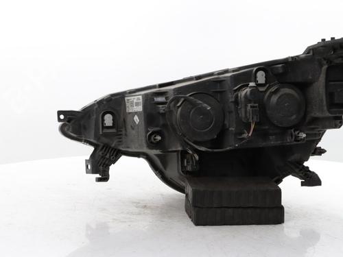 Right headlight RENAULT MEGANE IV Grandtour (K9A/M/N_) 1.2 TCe 100 | BP30866853C29 