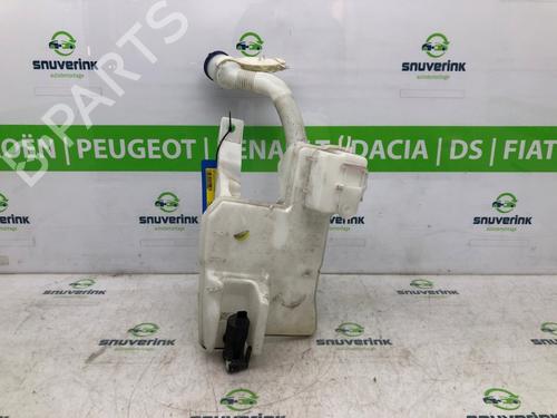 Used Windscreen washer tank PEUGEOT 208 II (UB_, UP_, UW_, UJ_) 1.2 PureTech 100 (101 hp) 20500028