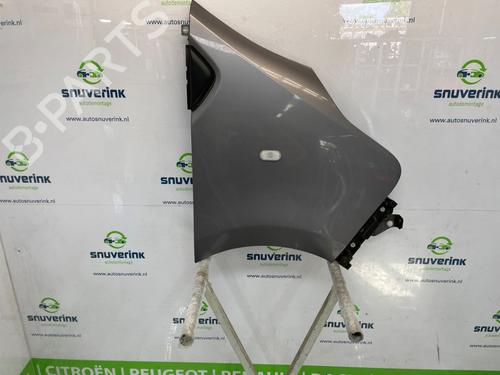 Used Right front fenders RENAULT TRAFIC III Van (FG_) 1.6 dCi 90 (FGME) (90 hp) 27093106
