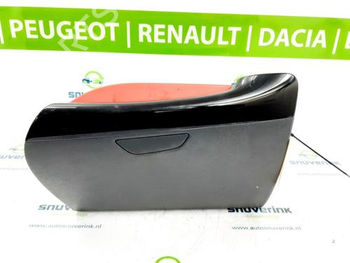 Used Glove box Glove box 10805088 10805088