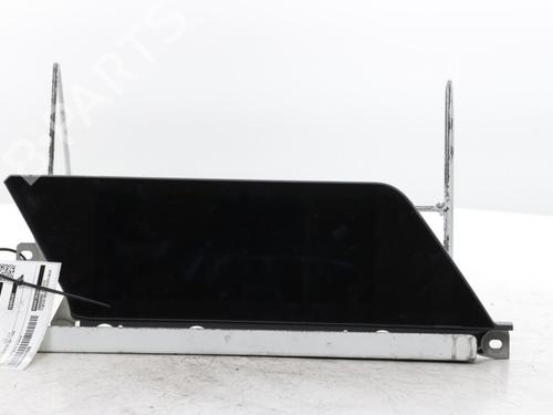 Display Display BMW 1 (F40) 118 i (140 hp) 33874599 33874599